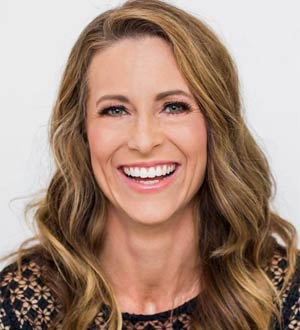 Portrait of Jen McKinnon,